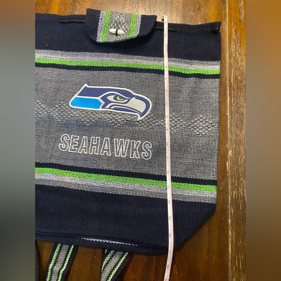 Seattle Seahawks Woven Baja Style Backpack/Totebag - Picture 2 of 4